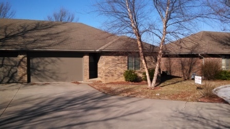 Primary Photo - 1201 N Viola St