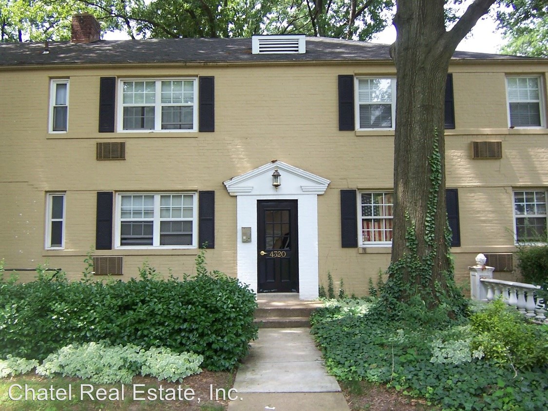 Primary Photo - 4320 N Pershing Dr