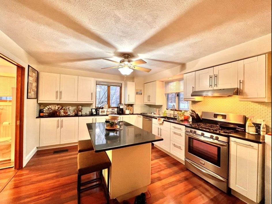 Primary Photo - 58 Homer Ave