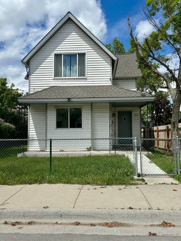 Foto principal - 1418 Phoenix Ave