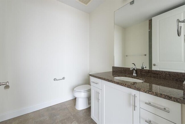 Foto del edificio - 270 17th St NW