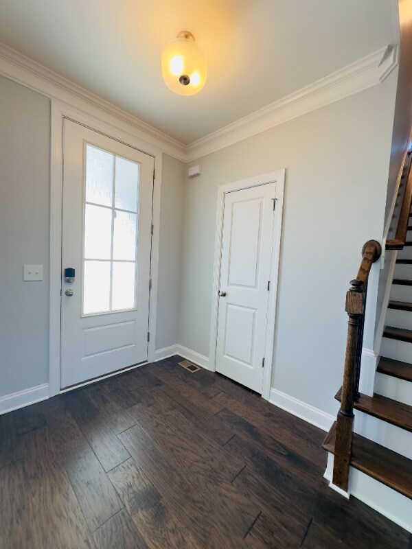 Foto del edificio - 155 Meadow Lake Dr
