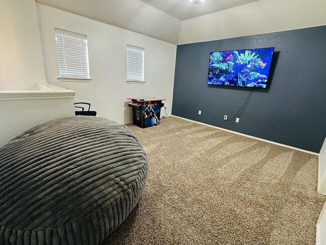 Foto del edificio - 3640 Sandy Brook Dr