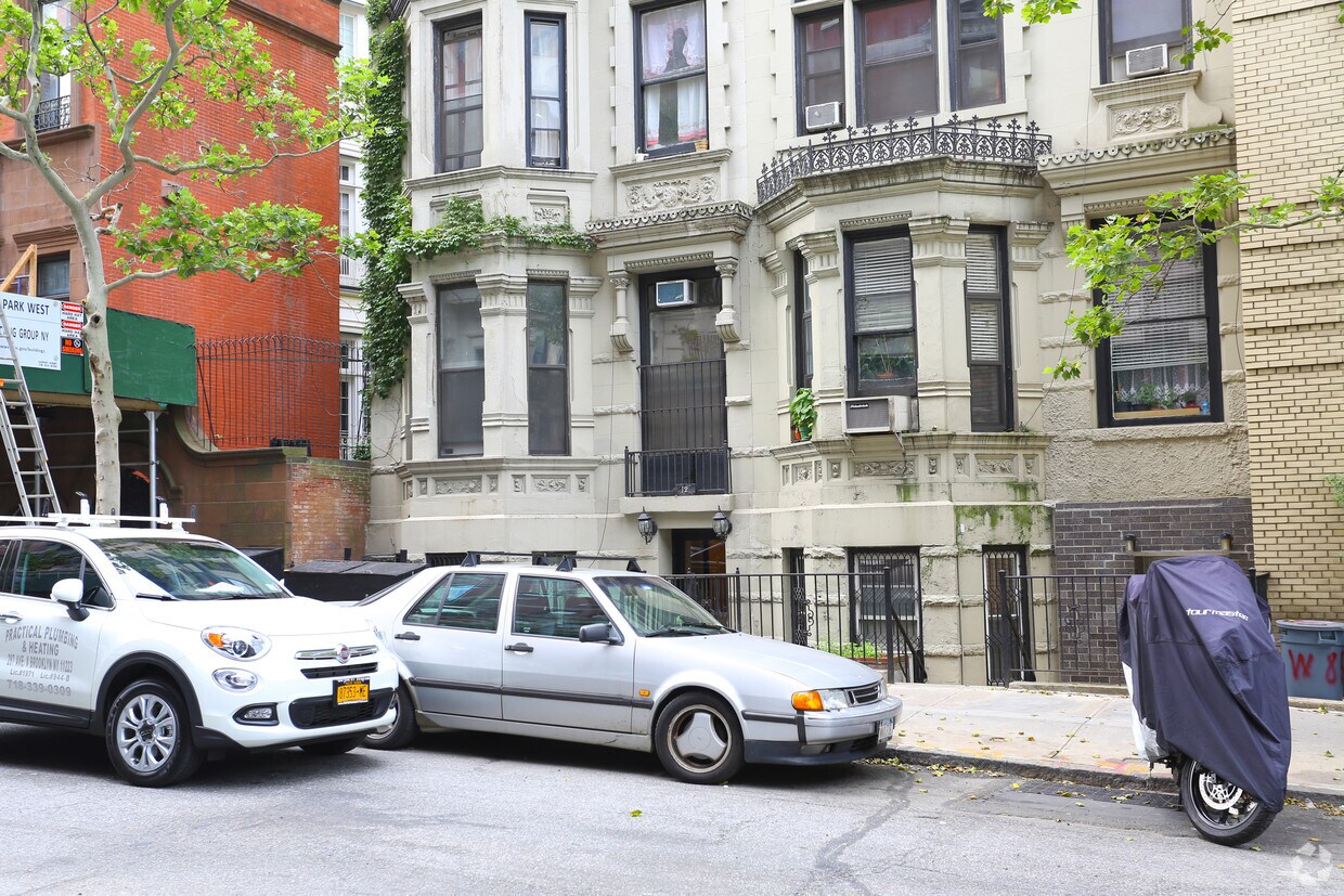 Foto del edificio - 12 W 85TH St