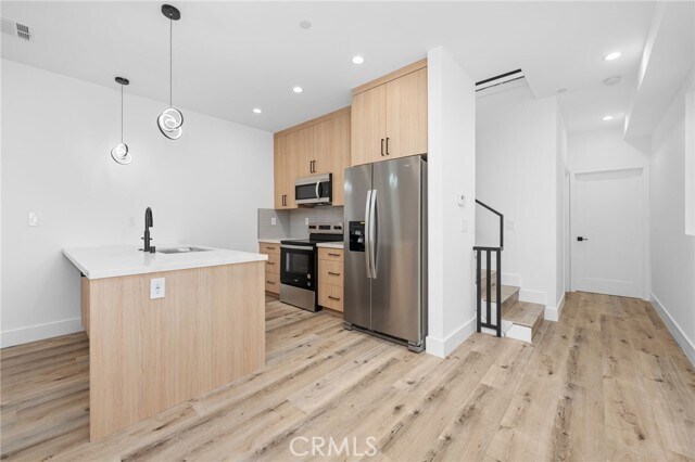 Foto del edificio - 14523 Weddington St