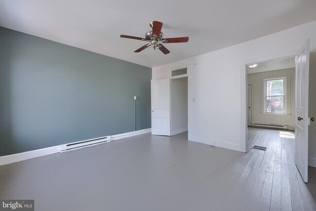 Foto del edificio - 464 Lafayette St