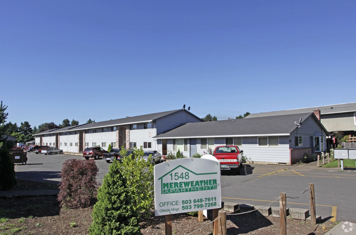 Primary Photo - Mereweather Apartments