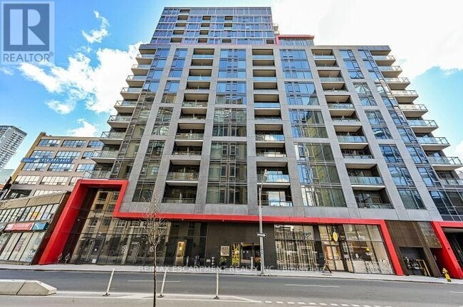 Building Photo - 435 Richmond St W