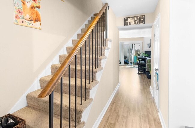 Foto del edificio - 3 Bed 1.5 Bath Townhouse for Rent in Chesapeake!