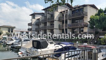 Primary Photo - 9312 Marina Pacifica Dr N