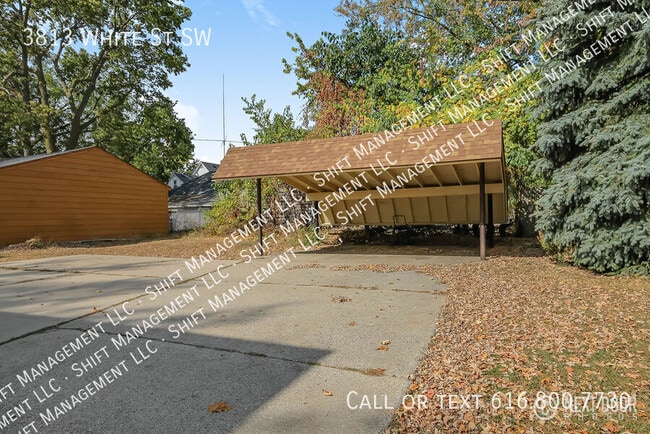 Foto del edificio - 3813 White St SW