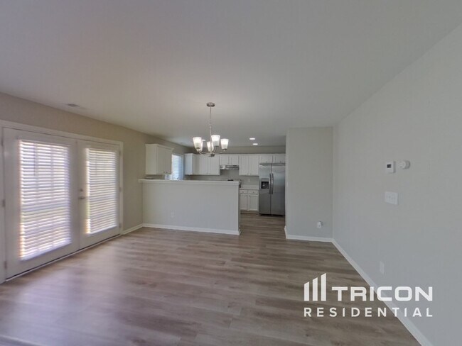 Building Photo - 3645 Roseman Landing