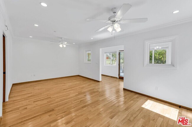 Building Photo - 1134 Euclid St