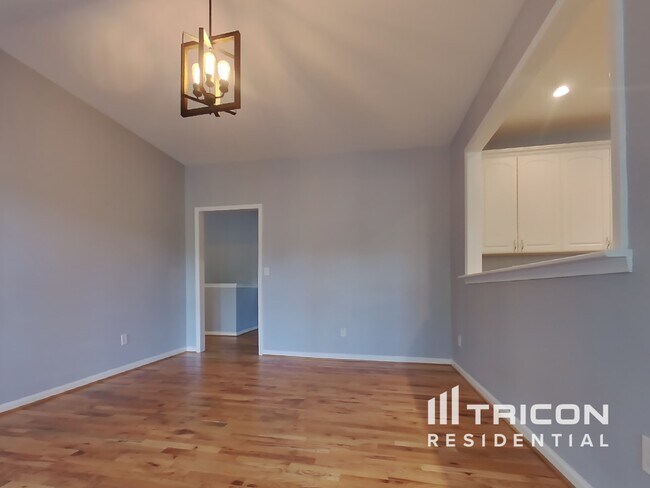 Building Photo - 3029 Lakeview Pkwy Villa Rica GA