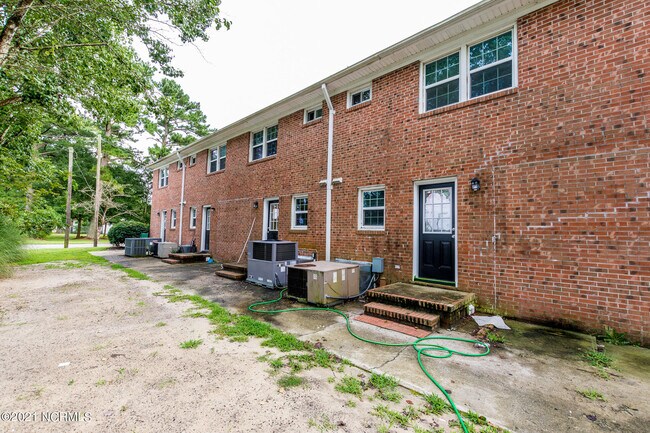Foto del edificio - 316 Richlands Ave