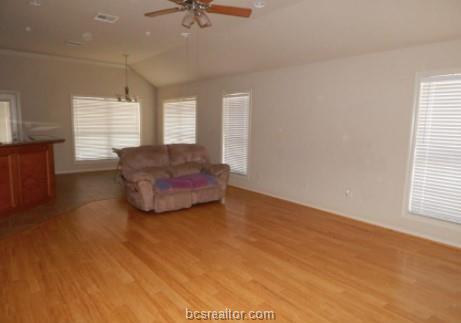 Building Photo - 931 Dove Landing Ave