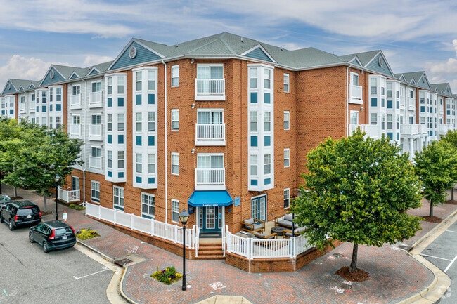 Leasing Office - Heritage at Settlers Landing Apartments