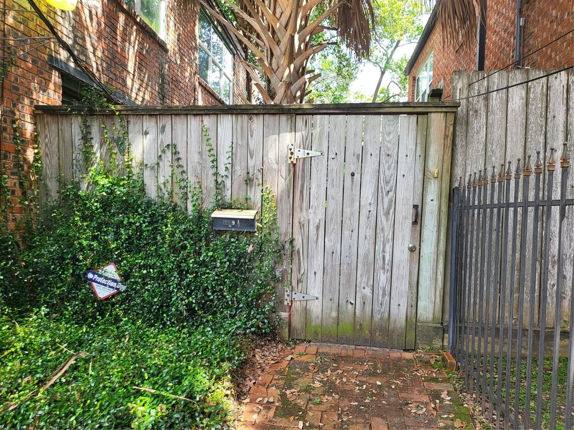 Foto principal - 1529 Welch St