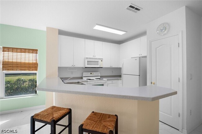 Building Photo - 8535 Athena Ct