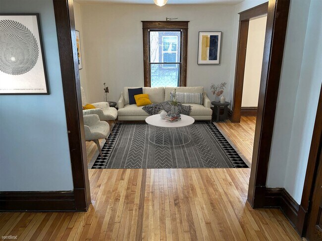 Foto del edificio - 3 br, 1 bath House - 710 Buchanan Street N...