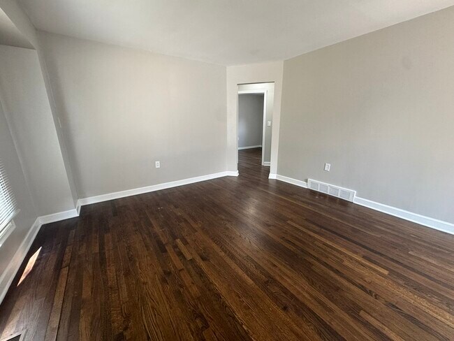 Foto del edificio - 7897 Cornell St