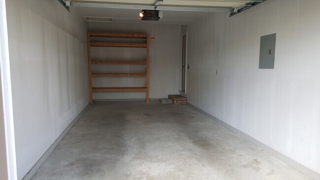 Foto del edificio - 2401/2403 N 10th St