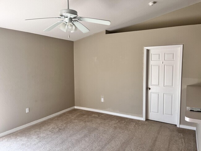 Building Photo - 305 Seclusion Blvd