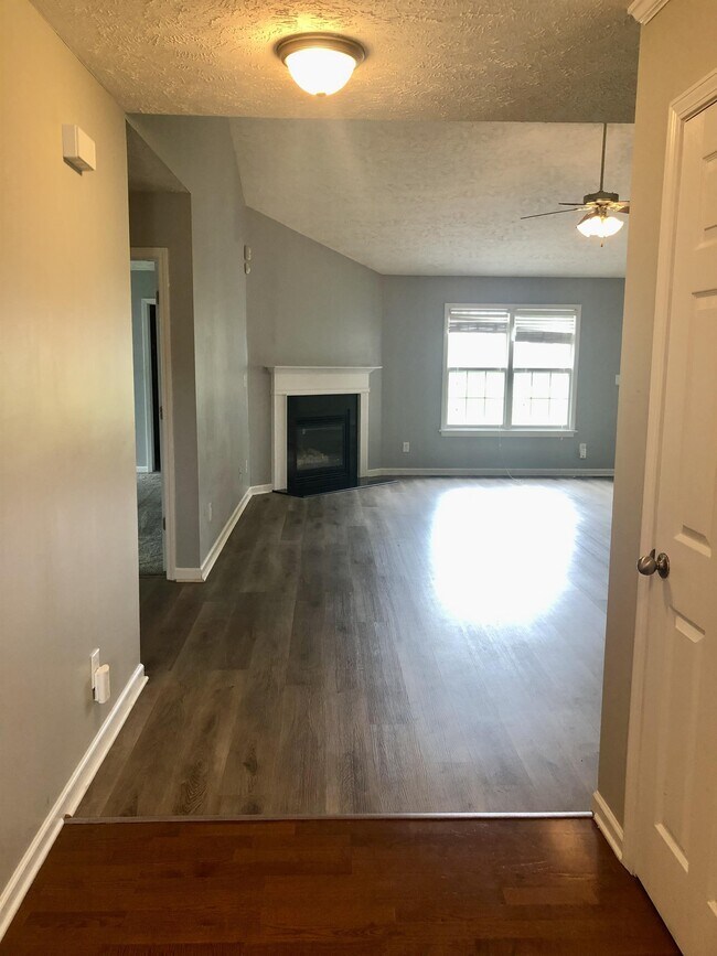 Foto del edificio - 1504 Richborough Ct