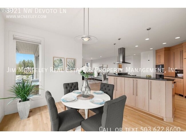 Building Photo - 3921 NW Devoto Ln