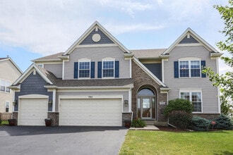 Building Photo - 725 Kelley Dr