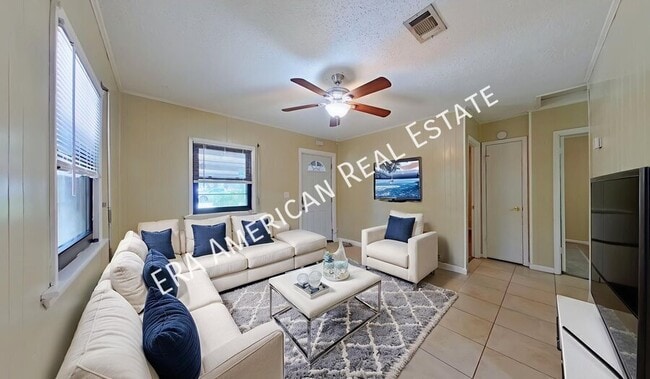 Foto del edificio - 511 Fir Ave