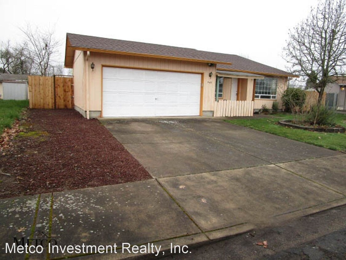 Primary Photo - 3 br, 2 bath House - 547 35th