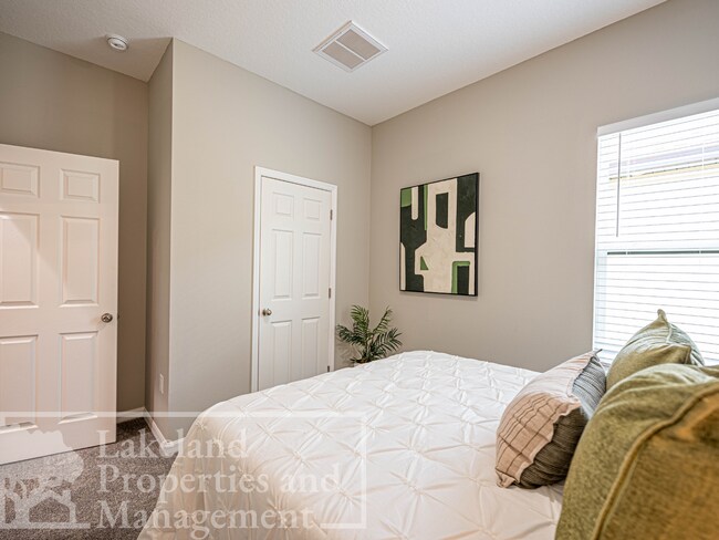 Foto del edificio - 3 br, 2 bath House - 3406 Cup Drive Grassl...
