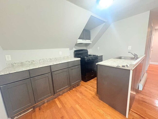 Foto del edificio - 12 Button St