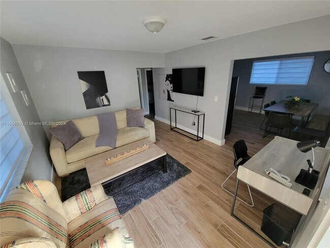 Foto del edificio - 2739 SW 34th Ave