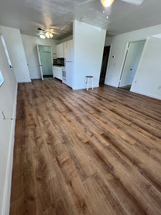 Foto del edificio - 4540 Boabadilla St