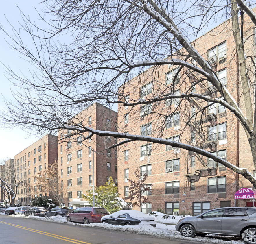 Primary Photo - 144-31 41st Ave