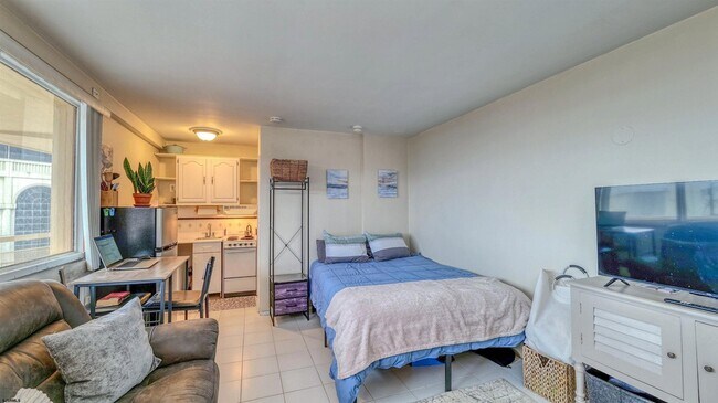 Foto del edificio - 108 S Montpelier Ave