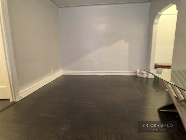 Building Photo - 2157 Ocean Ave