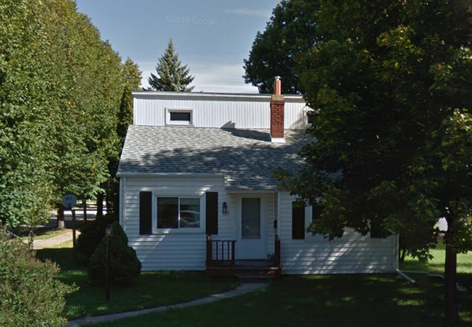 854 Waverly Pl, Green Bay, WI 54304 House Rental in Green Bay, WI