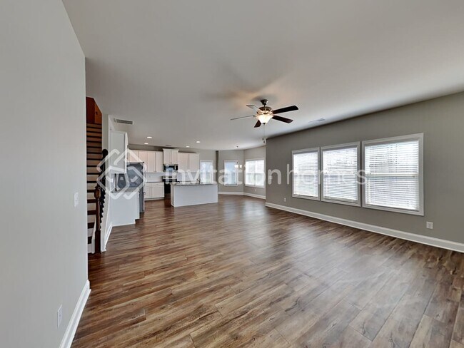 Building Photo - 225 Sage Dr