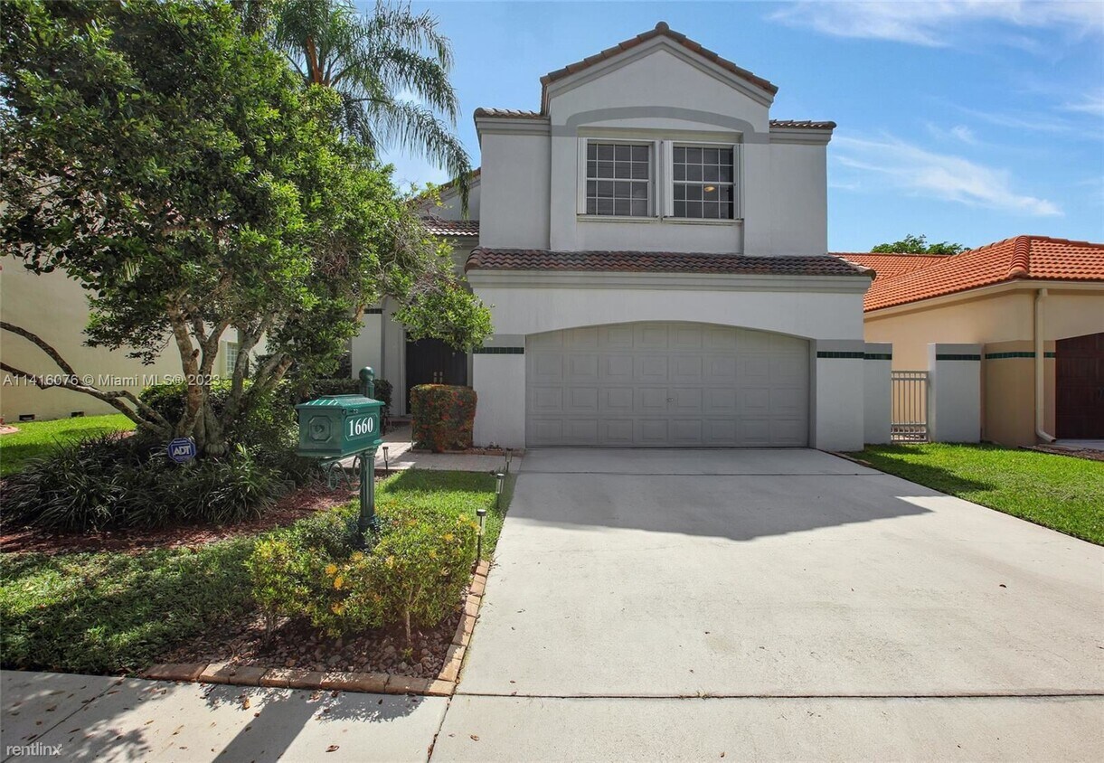 Primary Photo - 3 br, 2.5 bath House - 1660 Harbour Side Dr