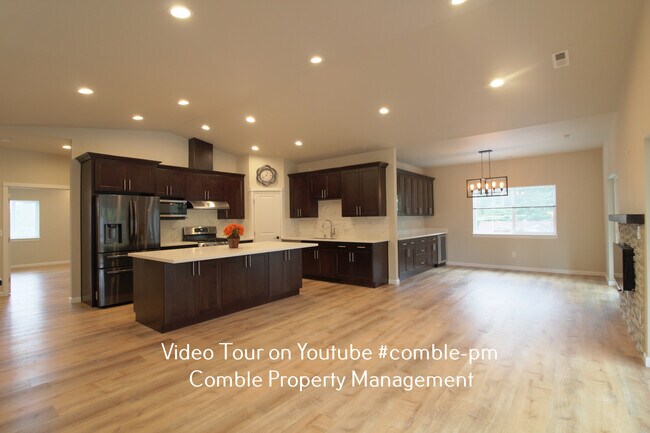 Foto del edificio - 14741 22nd Ave NE