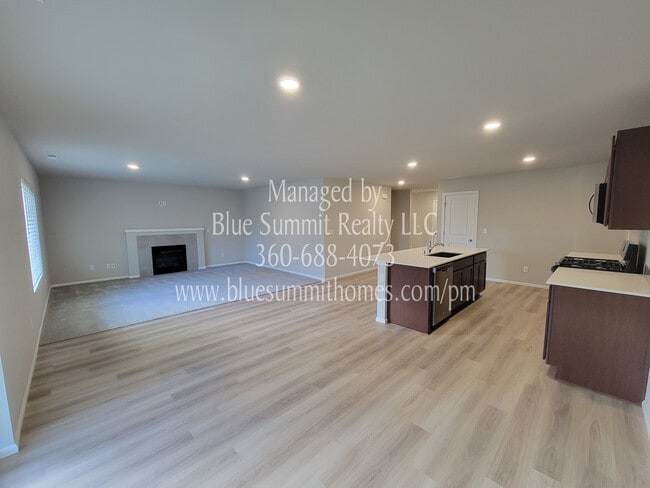 Foto del edificio - 2310 Seven Oaks St SE