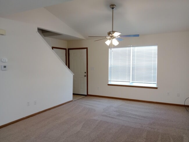 Building Photo - 5718 Canaveral Dr