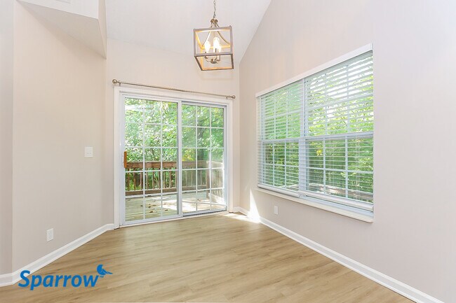 Foto del edificio - 3717 Creston Ct