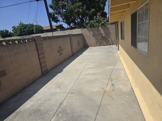 Building Photo - Beautiful Rental in Garden Grove