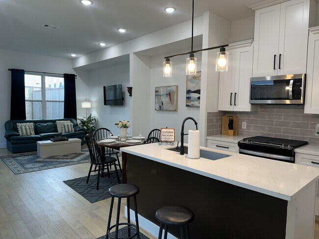 Foto del edificio - 1711 Ruth St