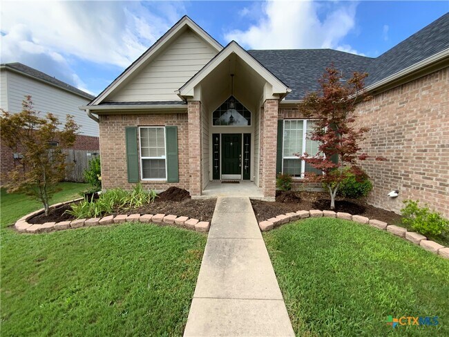 Building Photo - 409 Wyndham Hill Pkwy