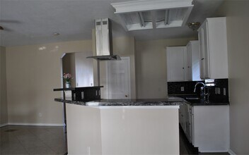 Building Photo - 3140 Markscott Dr